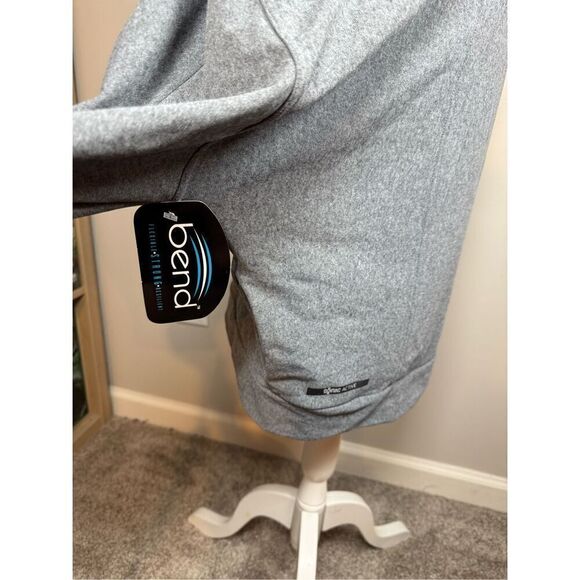 Gray Bend Active Athletic Hoodie Size Medium NWT - Picture 5 of 6
